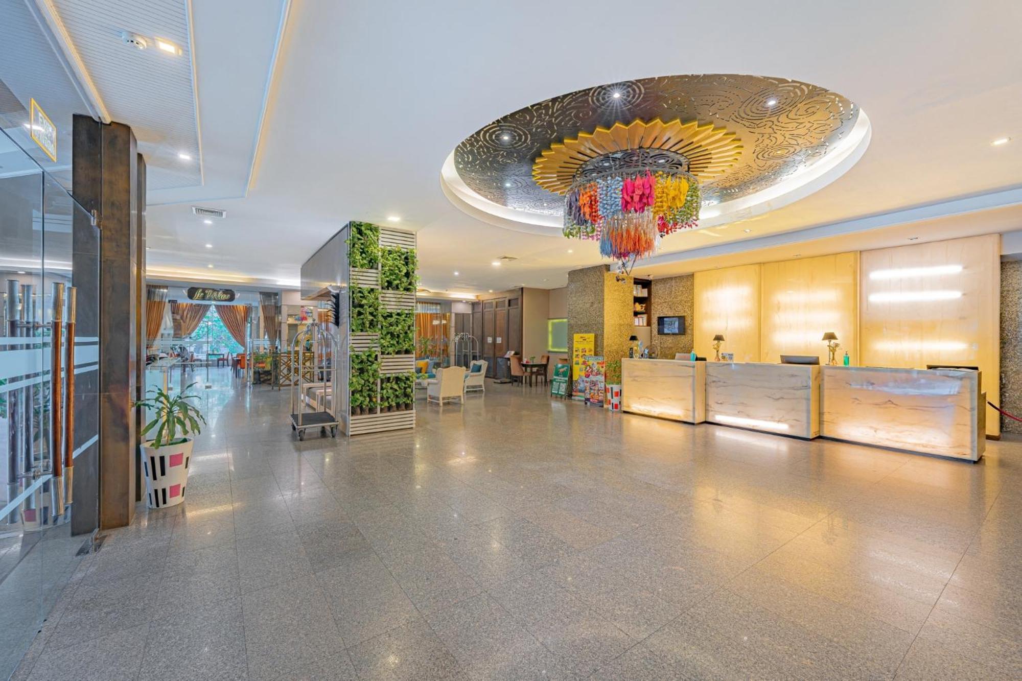 Sunbeam Hotel Pattaya - Sha Extra Plus Экстерьер фото